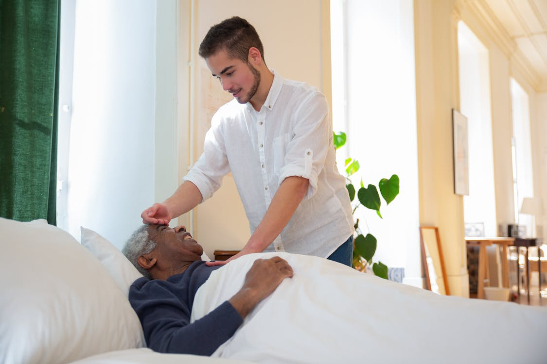 Home health services in New Jersey providing companionship and personal support to an older adult at home